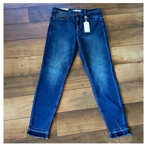 DKNY Dark Wash Skinnies - Picture 1 of 5